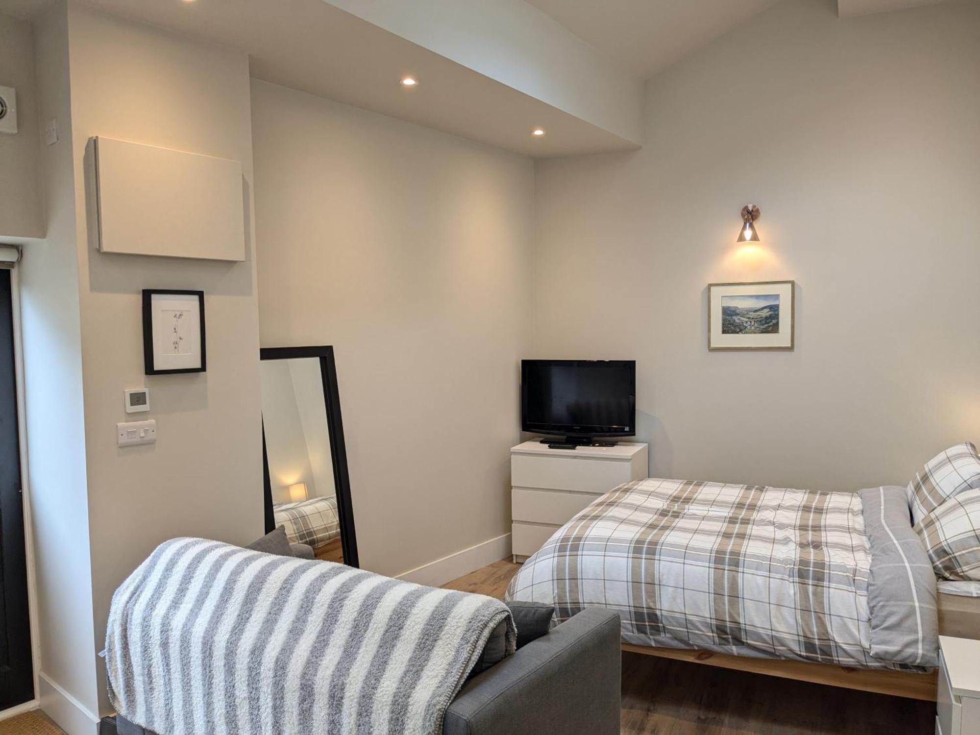 Light, Modern Detached In * Им